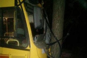 Пьяный шофер долбанул автобус в  Сосновке