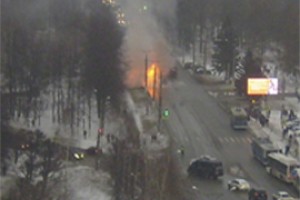 Автобус в Чебоксарах сгорел до обуглившегося остова
