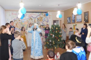 СКР Чувашии внес в приют и центр новогодний праздник