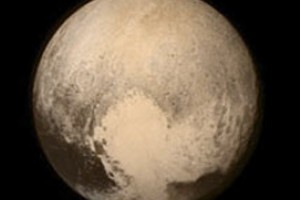 У Плутона обнаружили плазменный хвост