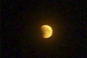 В Чебоксарах красная луна явилась скорее белесая 