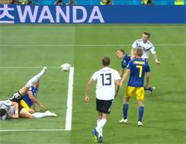 CHudesnoe spasenie nemcev na poslednej sekunde stoilo shesti golov anglichan Paname9