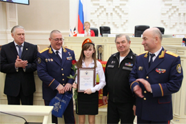 kapsulu po ehstafete DOROGI Pamyati SK RF dostavili iz Sverdlovskoj oblasti v Izhevsk a ottuda ona popadet v Nizhnij Novgorod4