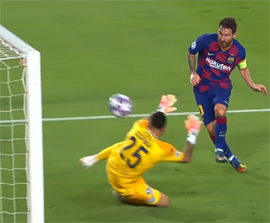 velikolepnyj gol Messi Napoli7