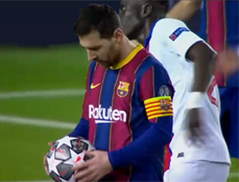 Messi pered penalti