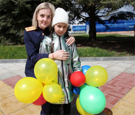 Sotrudniki SKR Chuvashii i sozialnie deti3